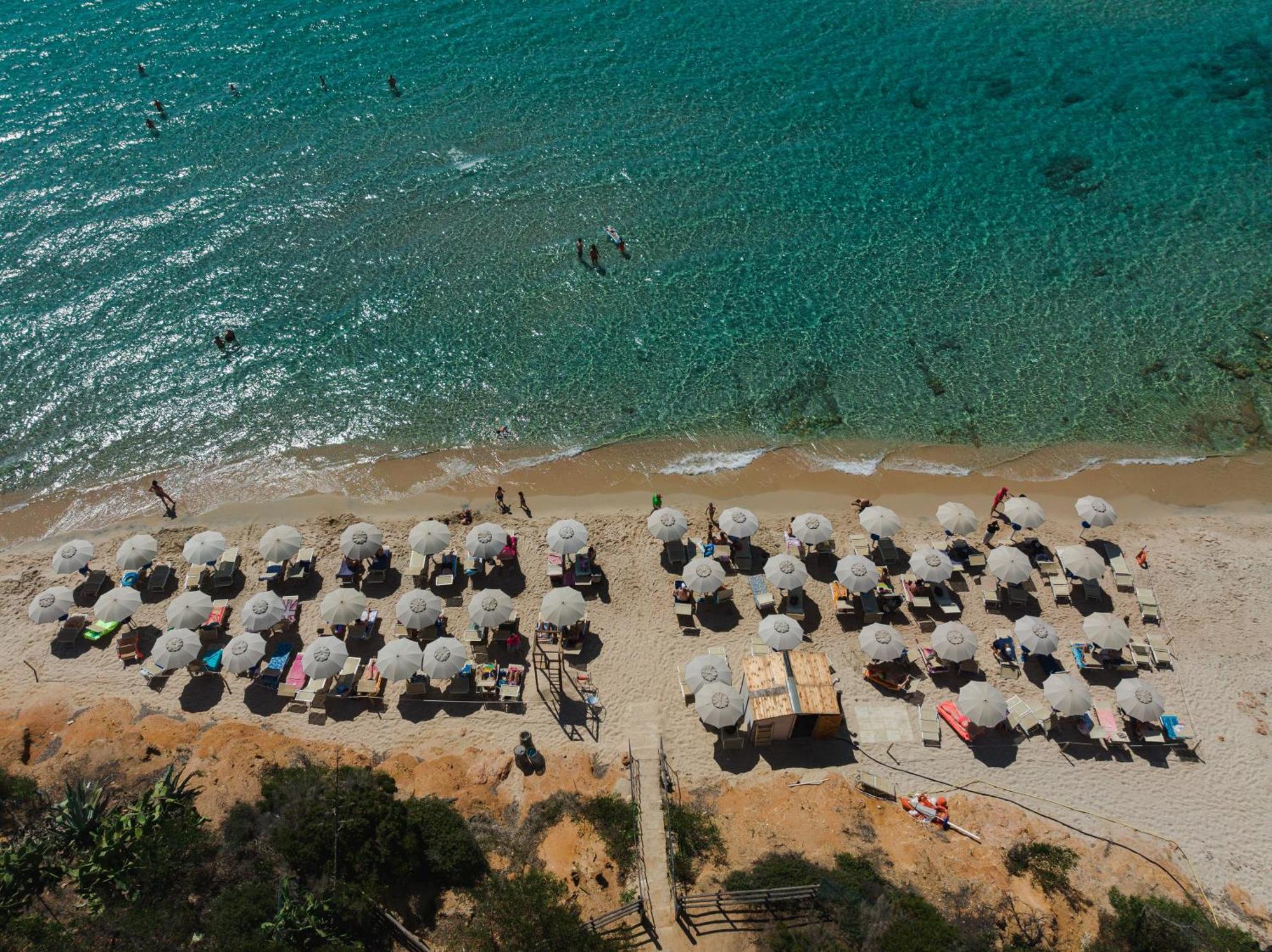 Hotel Amareclub Rocca Dorada Santa Margherita di Pula Exterior foto