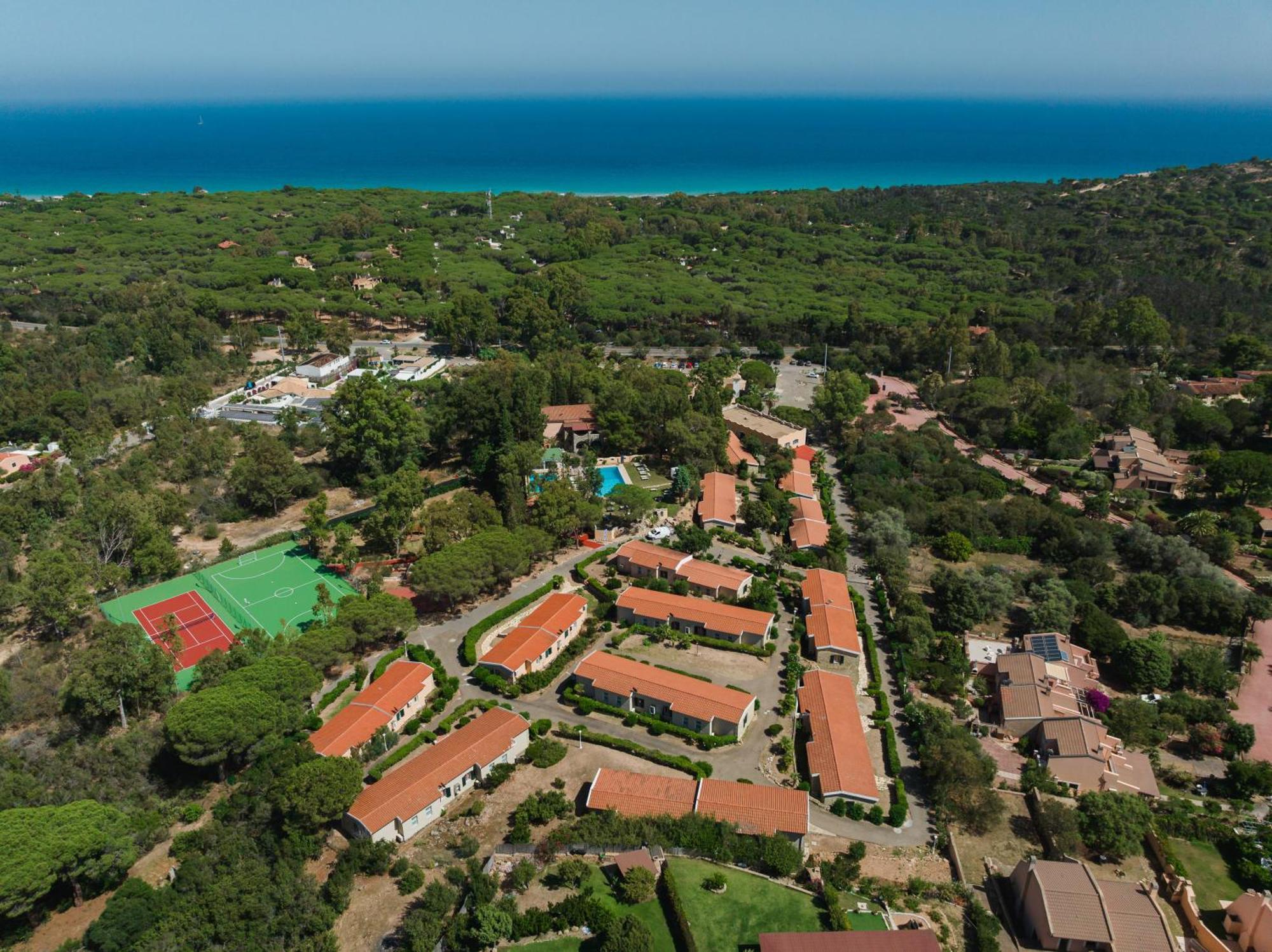 Hotel Amareclub Rocca Dorada Santa Margherita di Pula Exterior foto